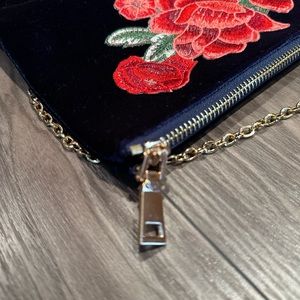 Clutch pocketbook, w over shoulder chain.